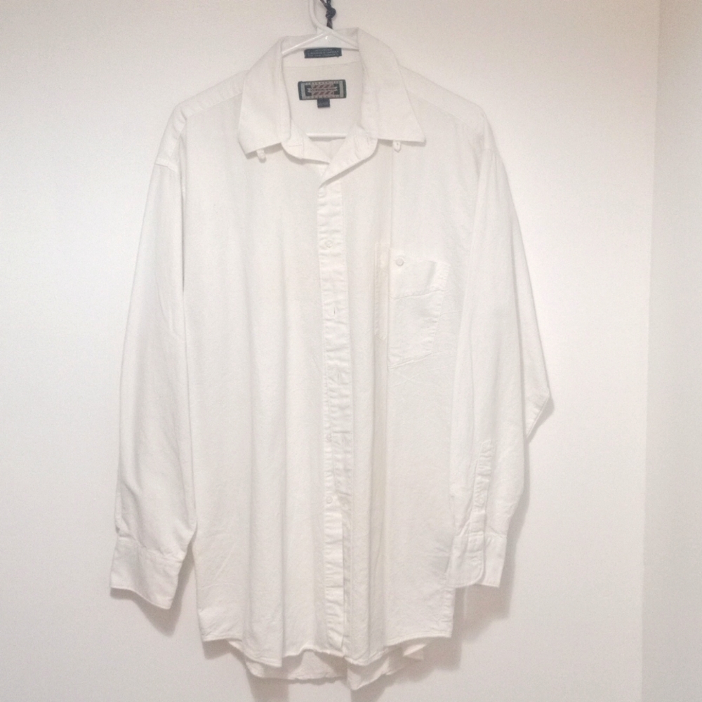 Hunting Horn designed for J Riggings men's long sleeve button down.